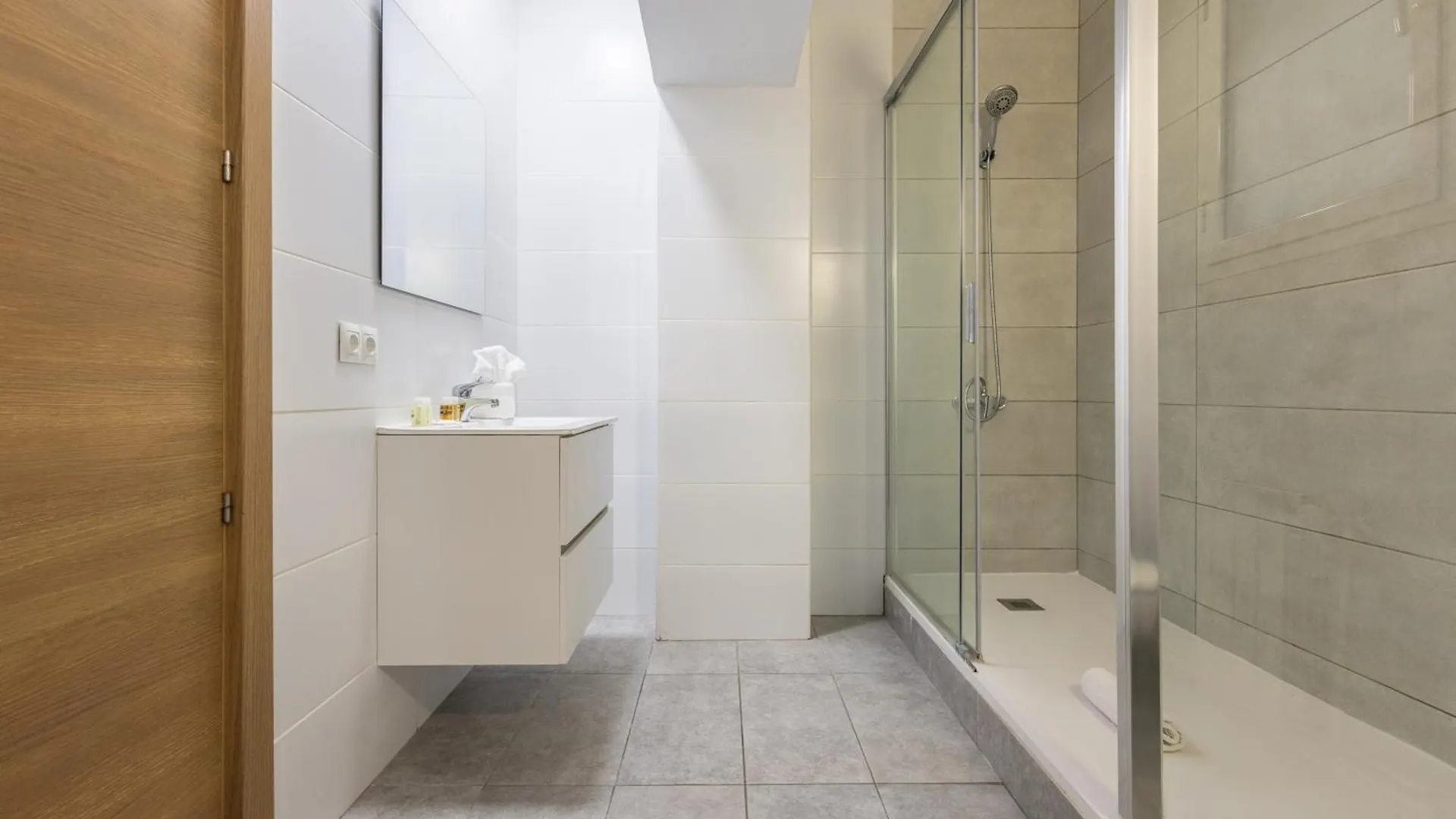 Stay U-Nique Apartment Gran Via IV Barcelona Spanien